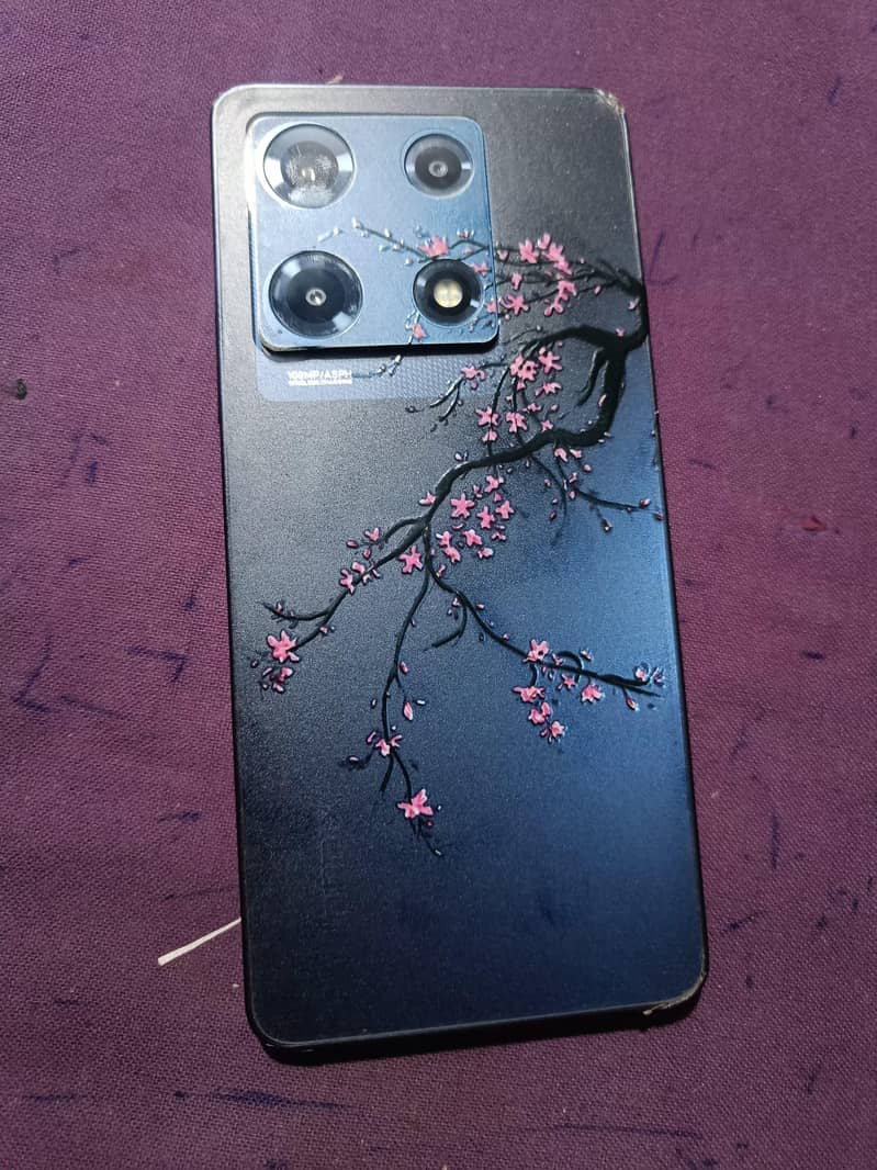 Infinix Note 30 Pro 9