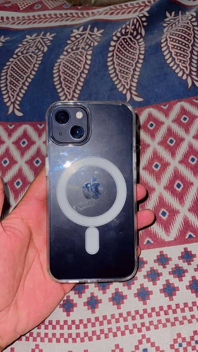 Apple iPhone 13