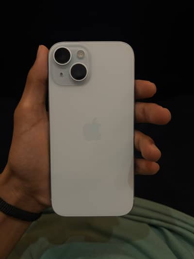 Apple iPhone 15