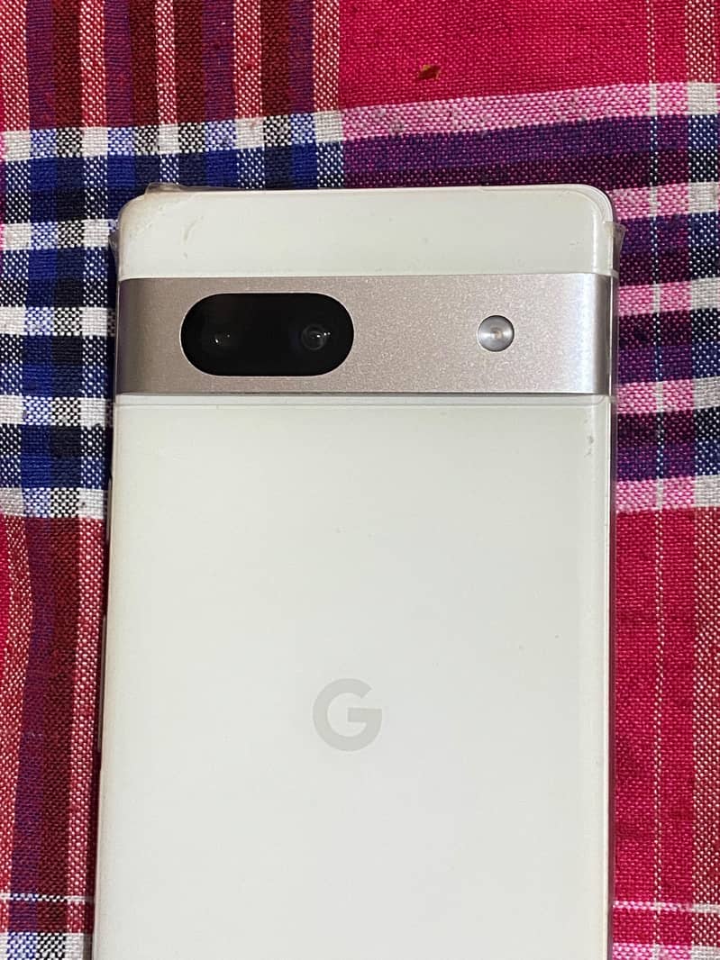 Google Pixel 7a 2