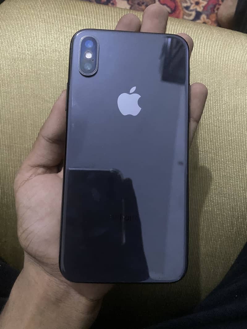 Apple iPhone X 3