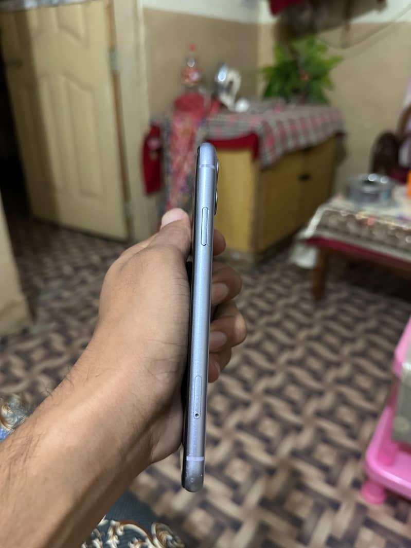 Apple iPhone 11 1