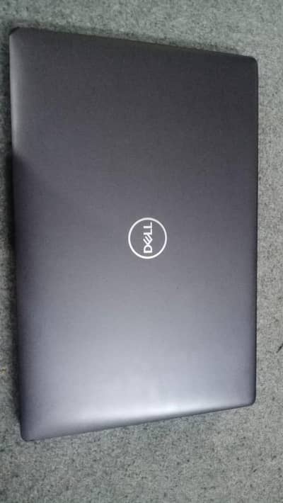 DELL core i7 8th generation 8/256ssd touch screen.