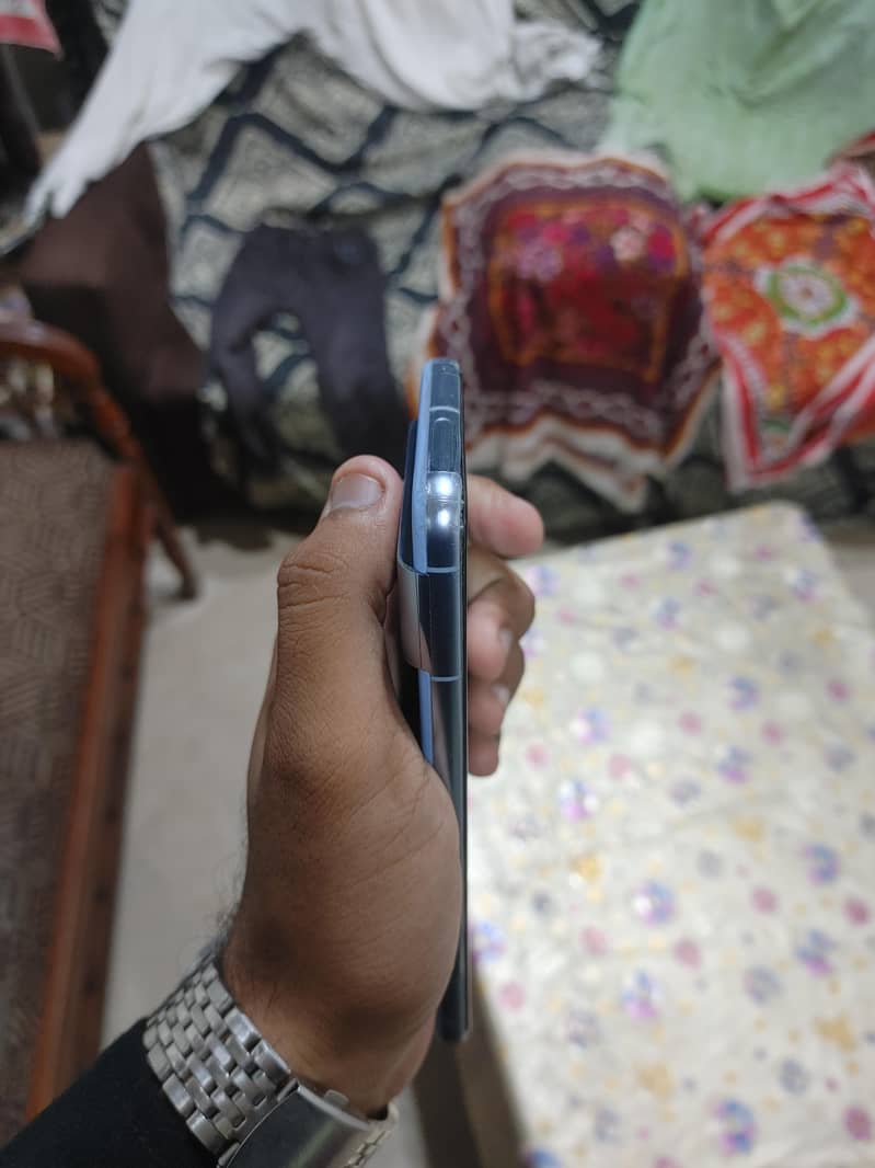 Google Pixel 8 Pro 3