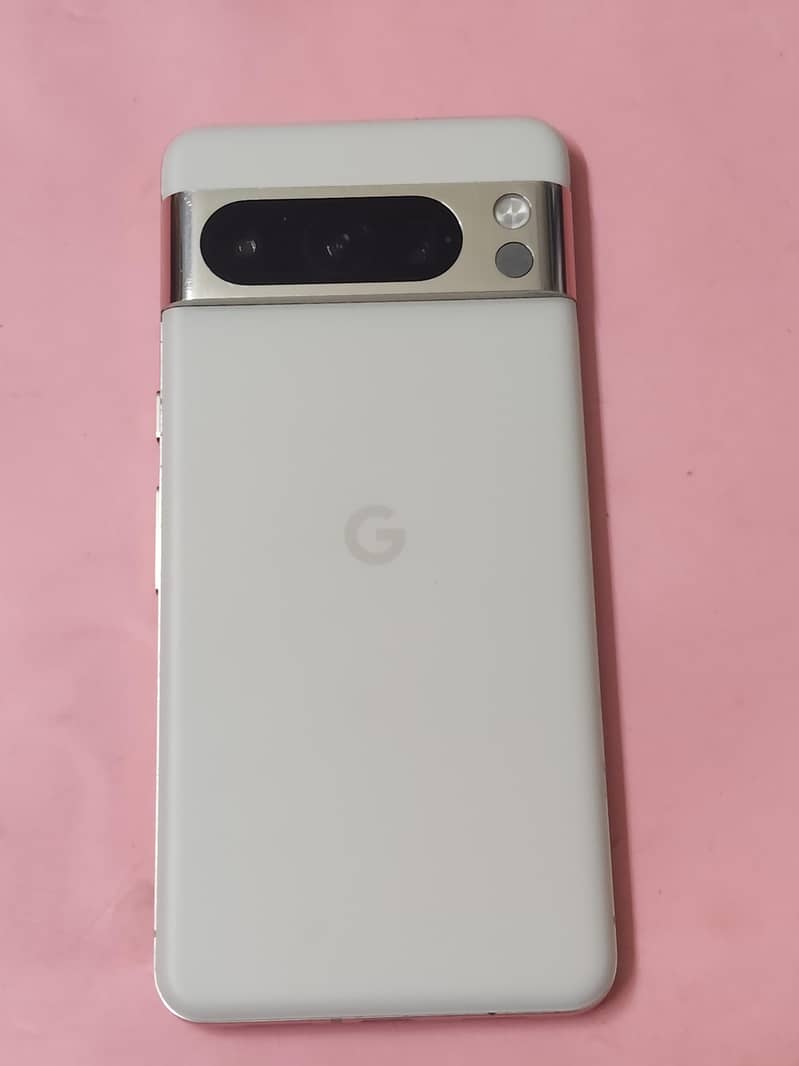 Google Pixel 8 Pro 1