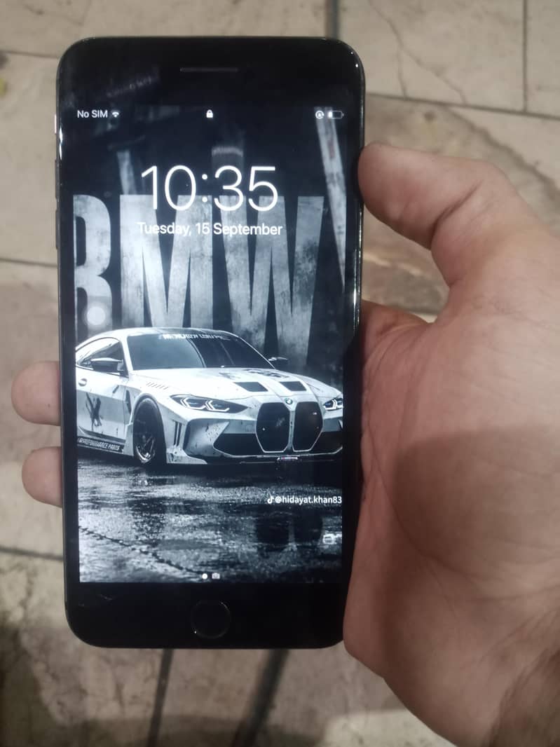 Apple iPhone 7 Plus 2