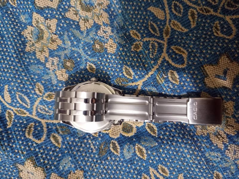 Casio MTP-1335D-1A2VDF 1