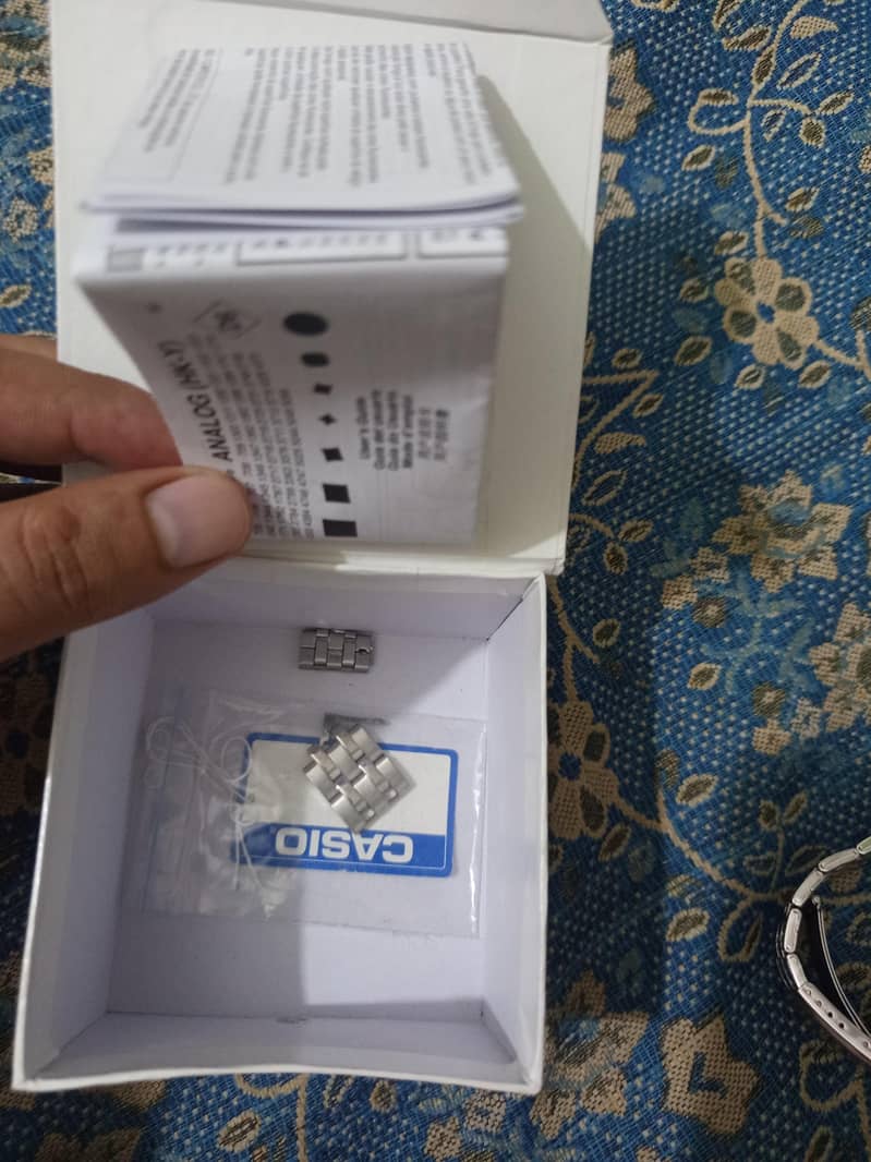 Casio MTP-1335D-1A2VDF 2