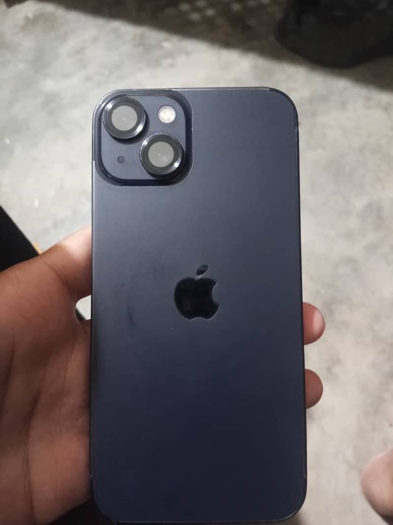 Apple iPhone 13 2