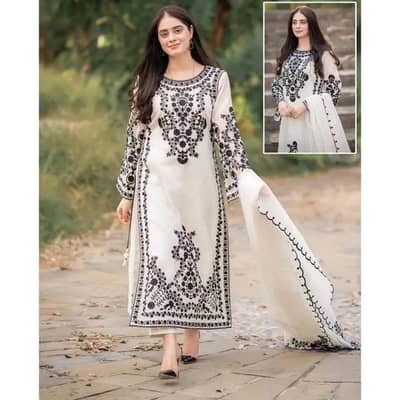 Black Embroidered Organza 3Pcs Women Suit !