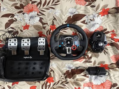 Logitech G29 Wheel + Pedals and Logitech Shifter