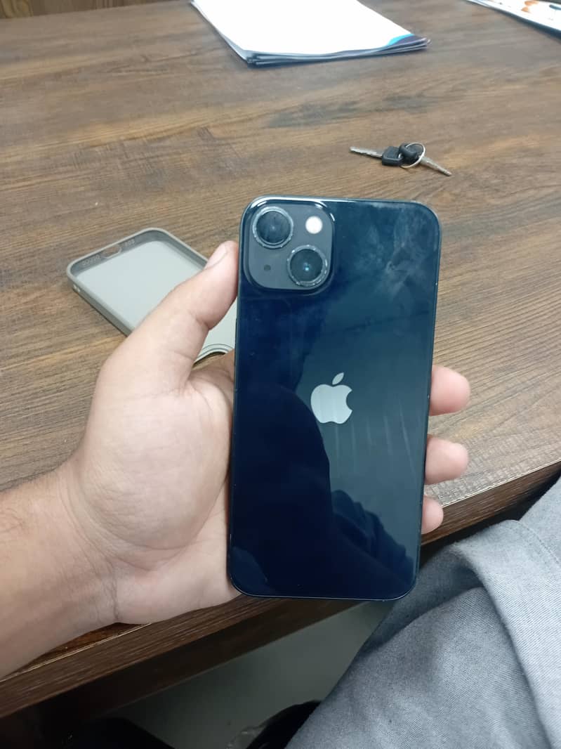 Apple iPhone 13 1