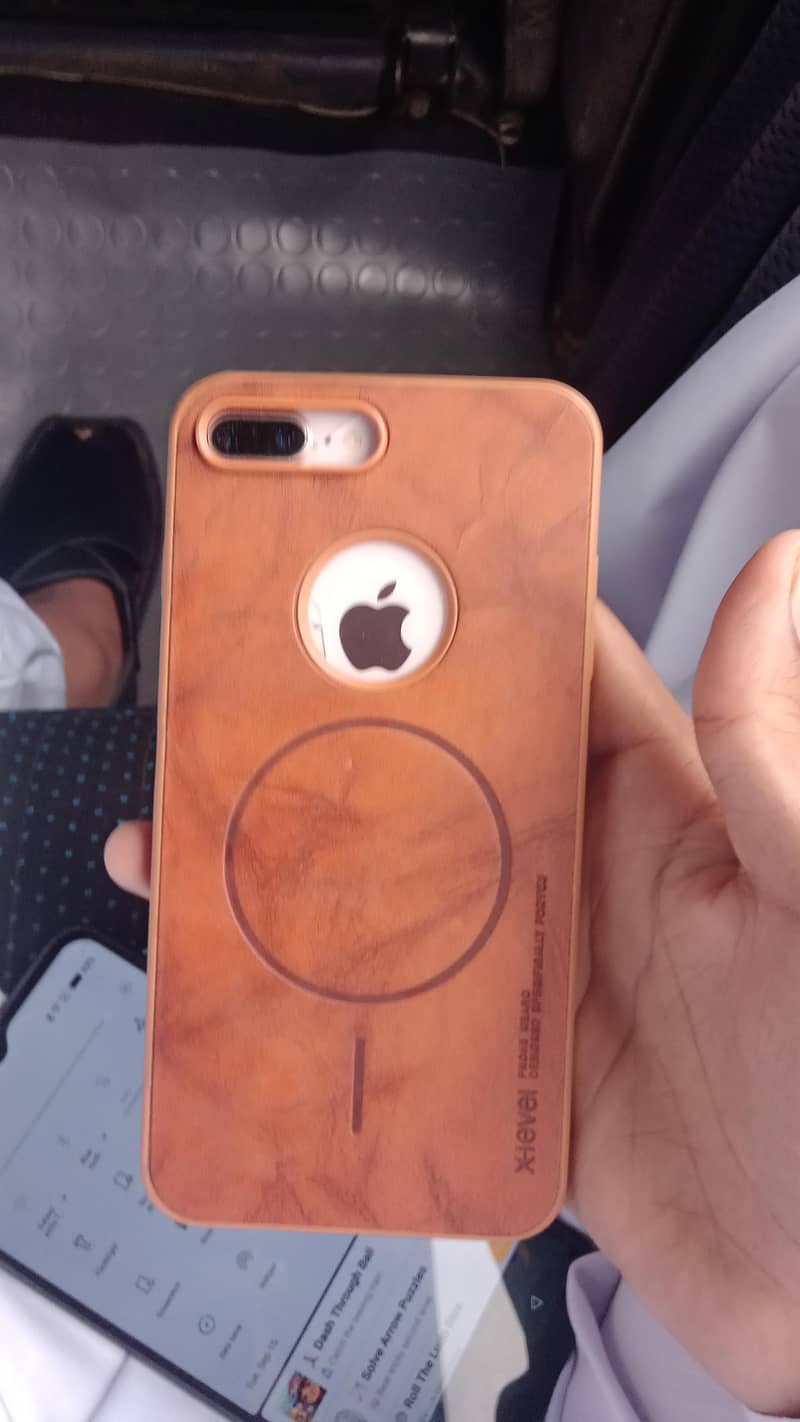 Apple iPhone 8 Plus 2