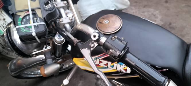 Suzuki splinter 2013 model fo sale