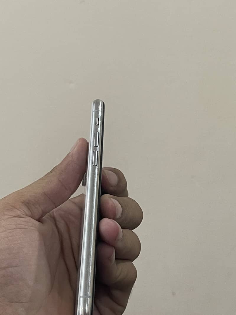 Apple iPhone X 2
