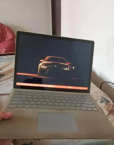 Microsoft Surface Laptop 2 | Core i7 | 16GB/512GB | 10/10