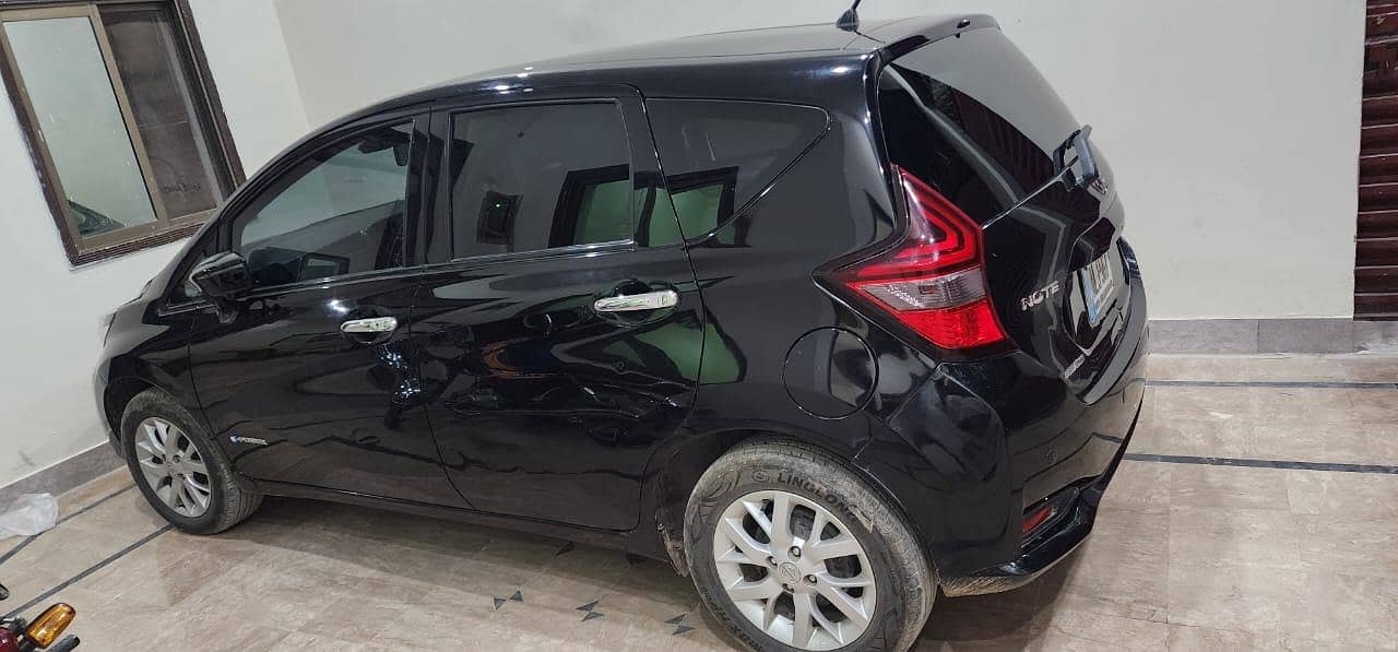 Nissan Note E Power 2017 4