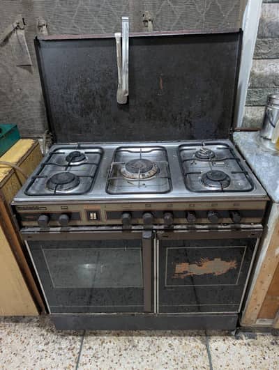 Ambassador cooking range and stove