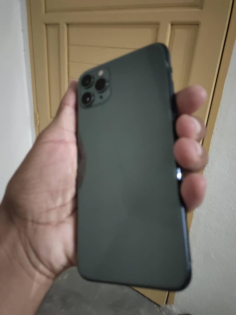 Apple iPhone 11 Pro Max 0
