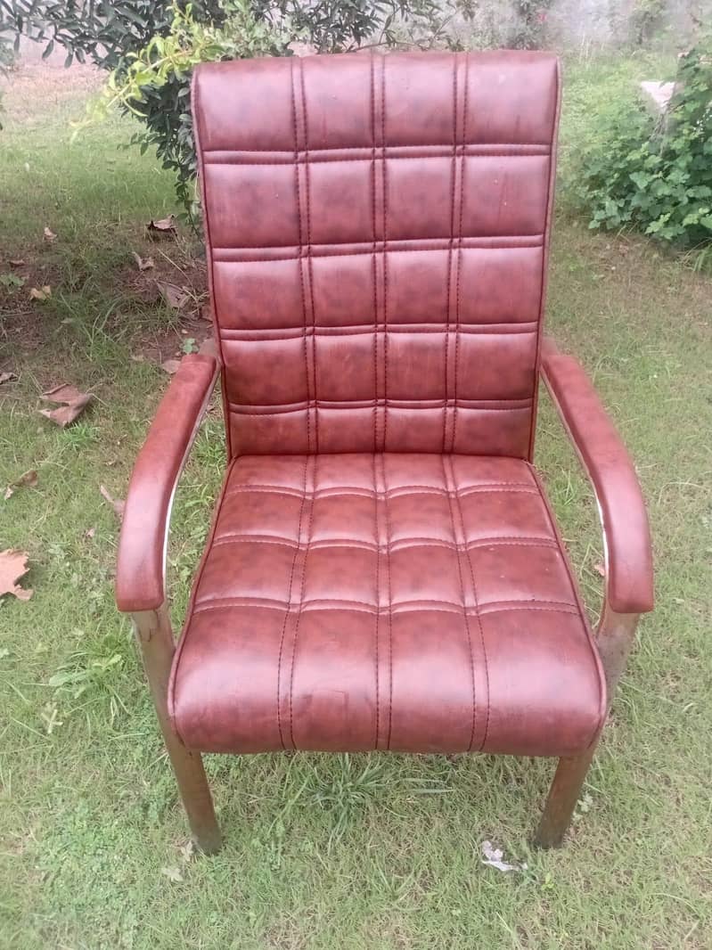 chairs 0