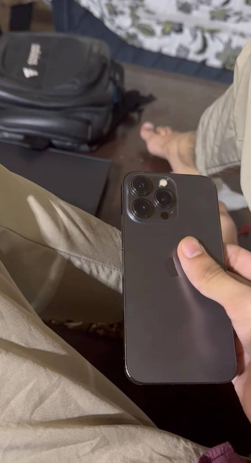 Apple iPhone 13 Pro 0