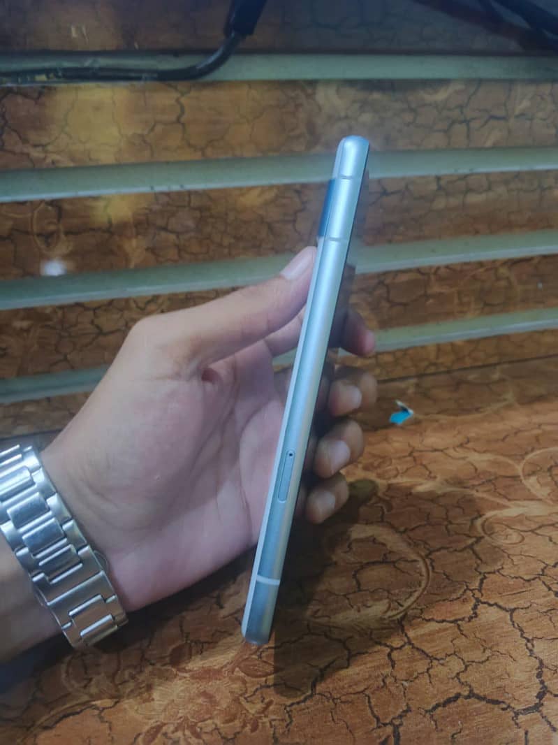 Pixel 7A 6