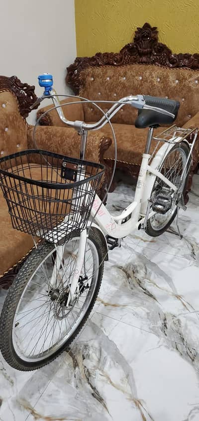 cycle for girls original china imported in new condition 10 by 10