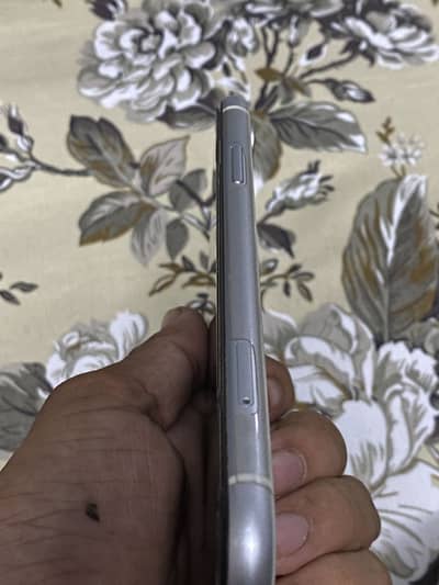 Apple iPhone XR urgent sale reasonable price