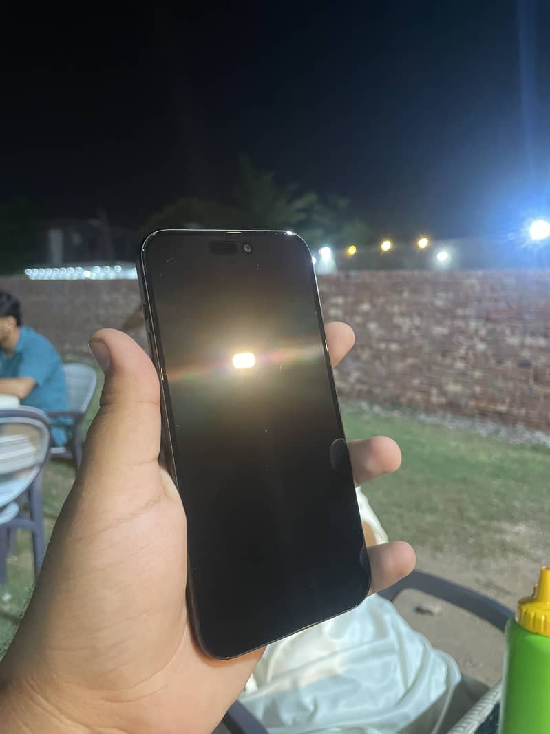 Apple iPhone 15 plus 1