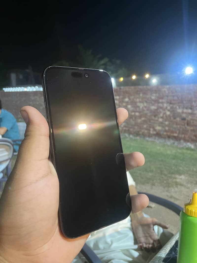 Apple iPhone 15 plus 8