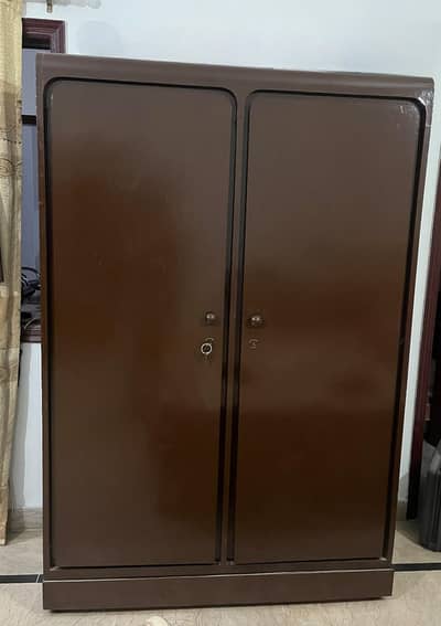 2 door almirah