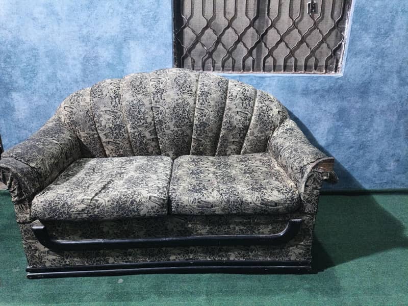 sofa set within 10k 1