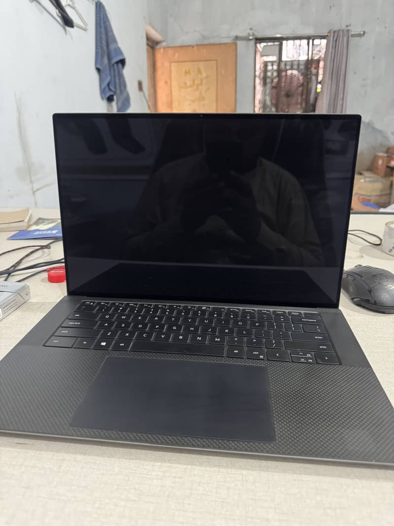 Dell precision 5550 2