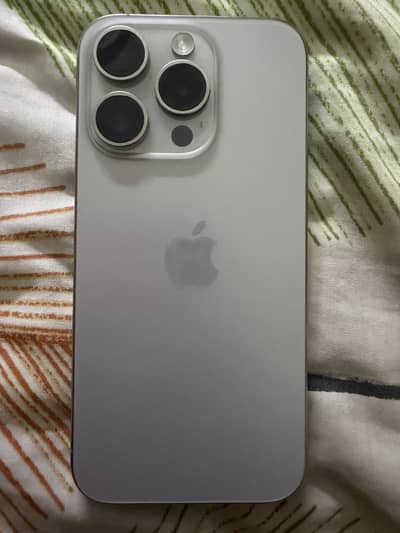 Apple iPhone 15 Pro