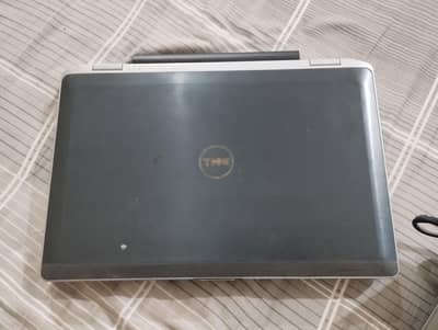 Dell Latitude E6530 for sale for parts only