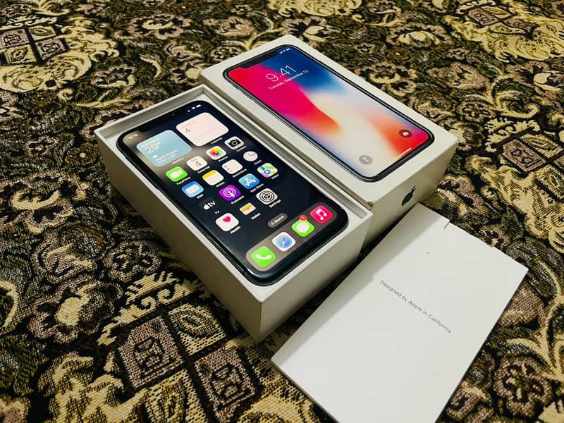 Apple iPhone X 12