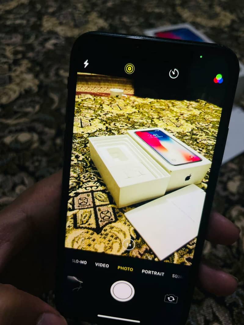 Apple iPhone X 14