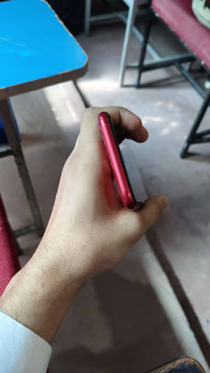 Apple iPhone 11 5