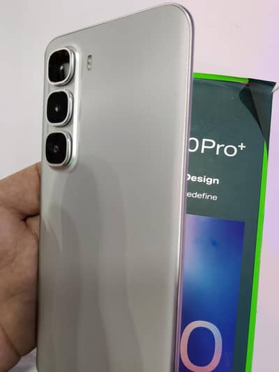 Infinix Hot 60 pro + 8/256 condition good