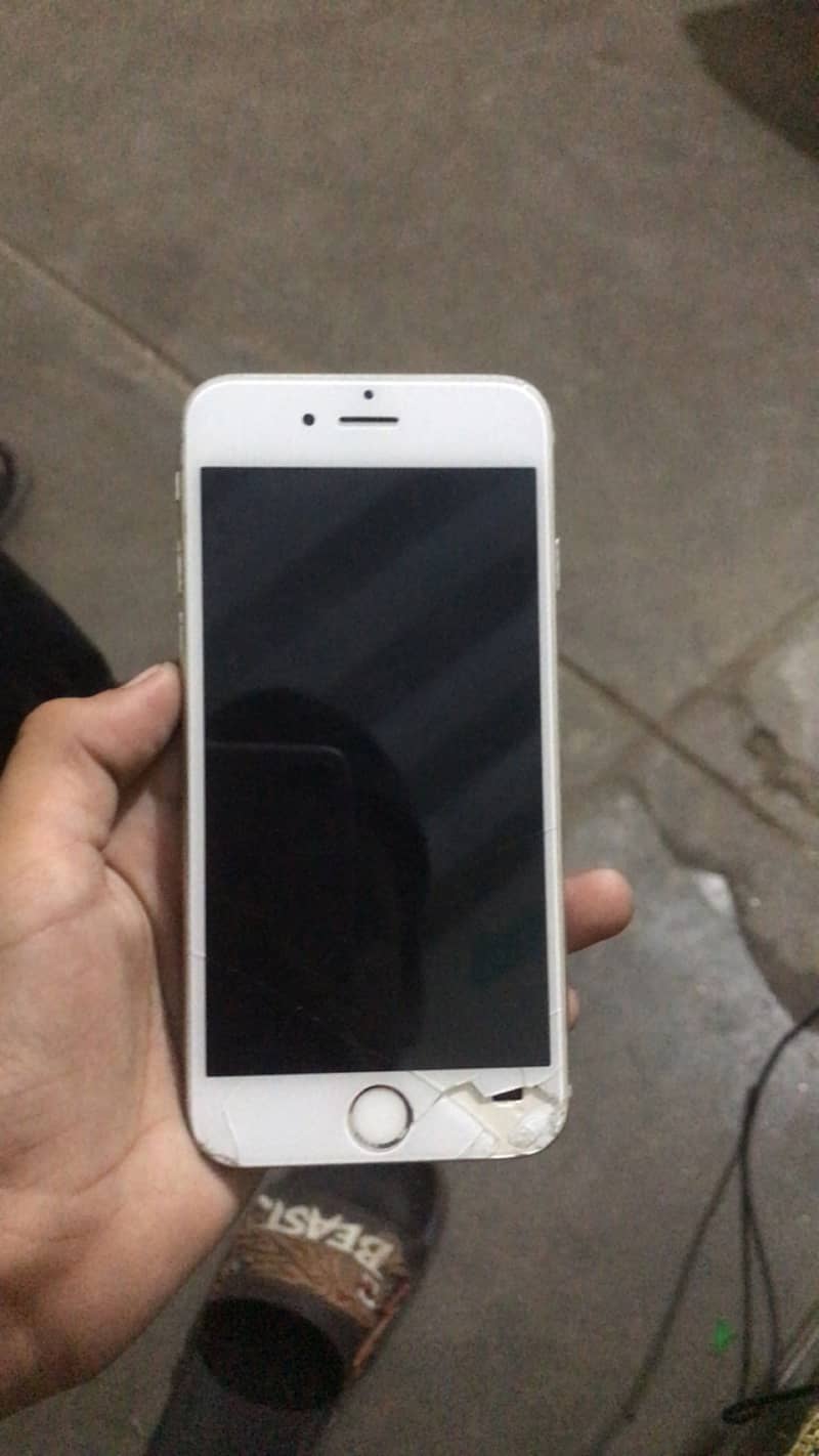 Apple iPhone 6 2