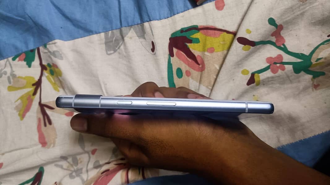 Google Pixel 7a 1