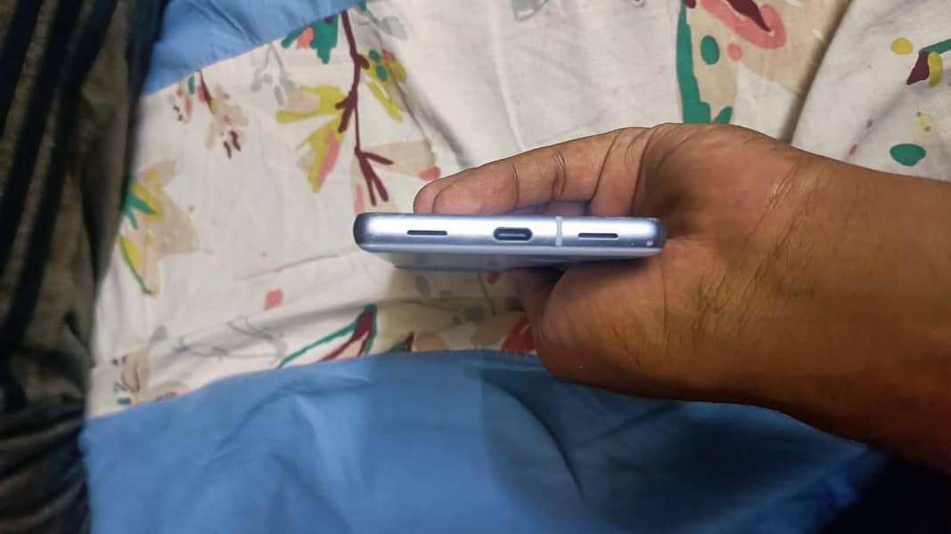 Google Pixel 7a 3