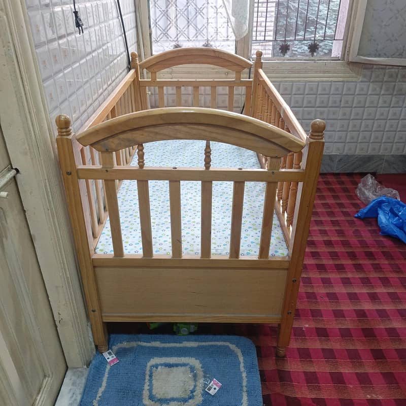 Baby cot 1