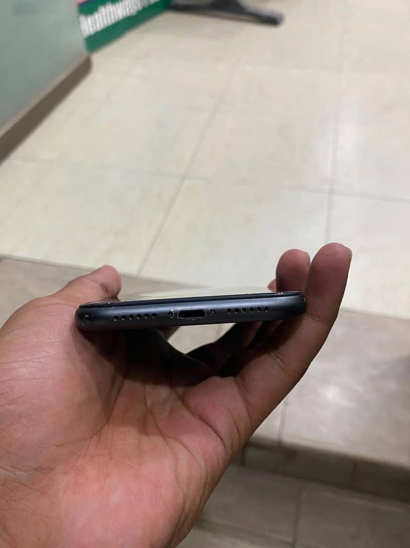 iphone 11 sim working 3