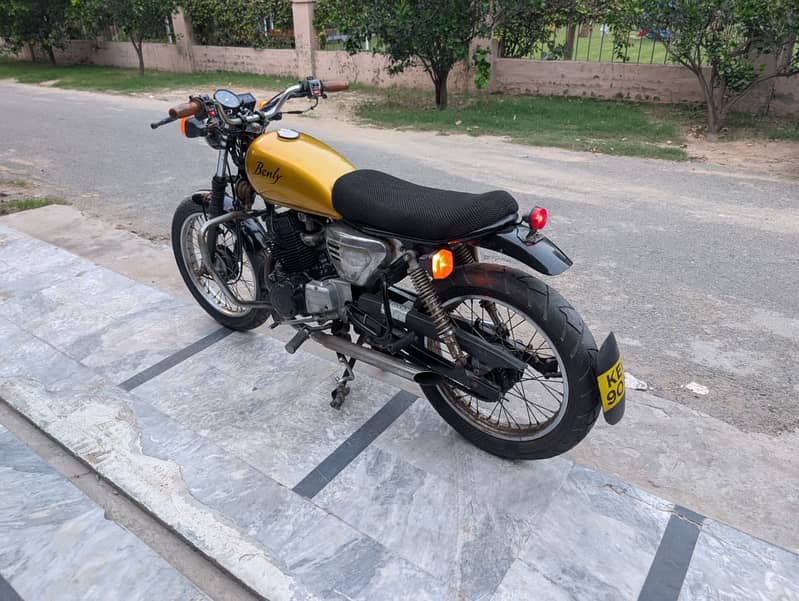 CD200 Benly Late Model 11
