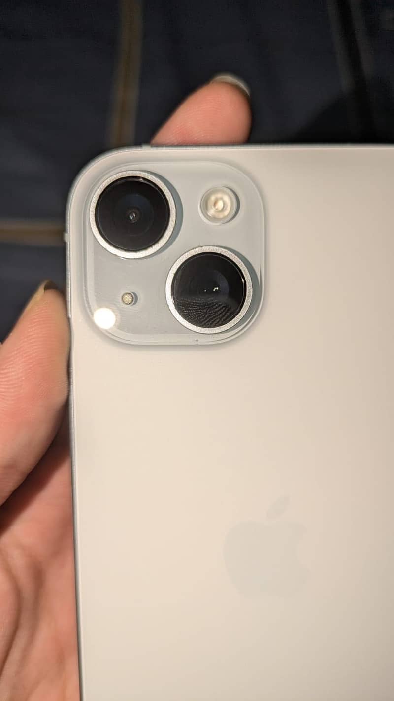 Apple iPhone 15 1