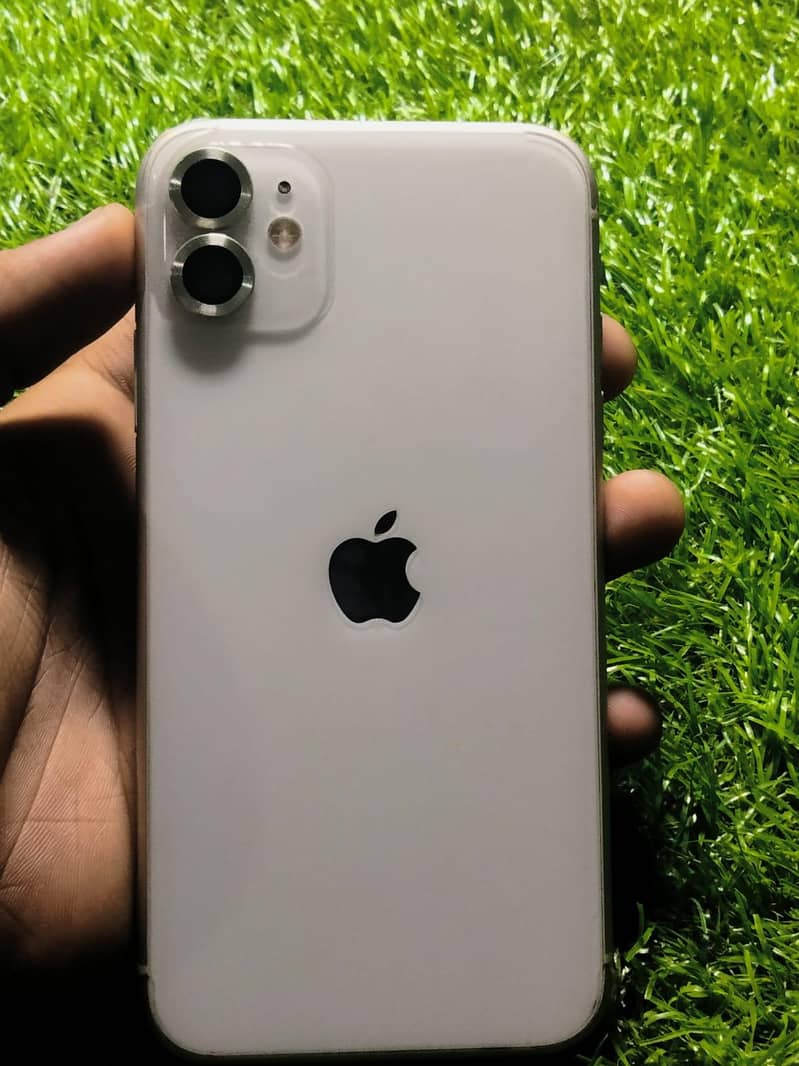 Apple iPhone 11 0
