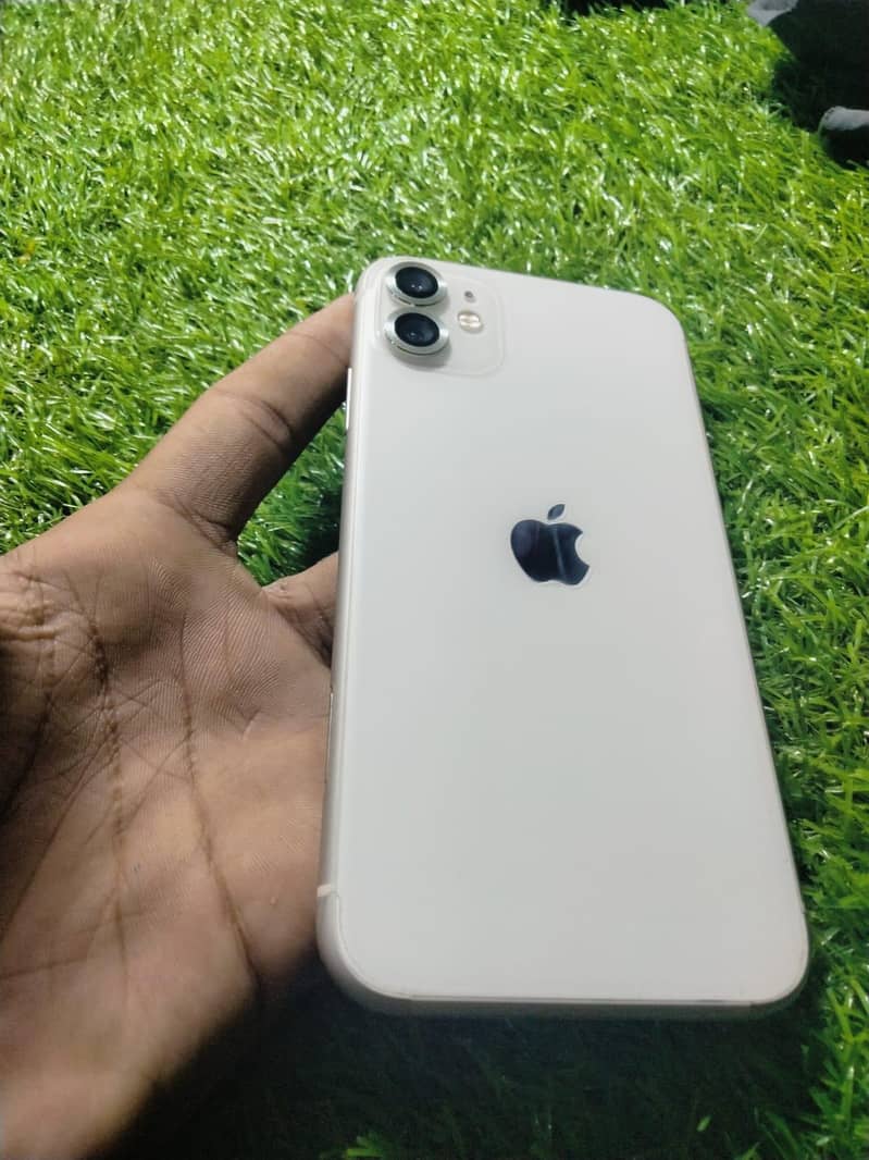 Apple iPhone 11 9