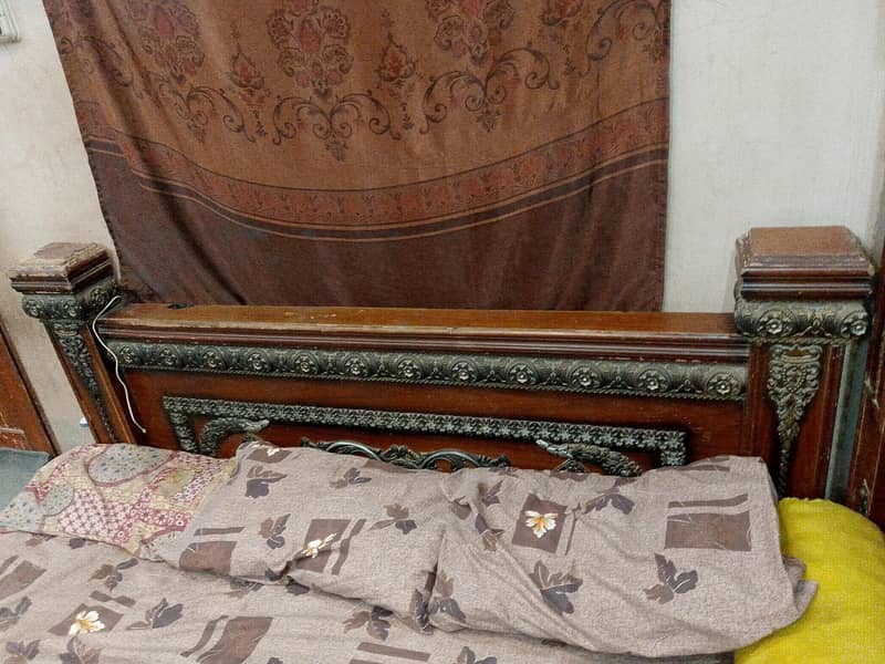 double size bed 2