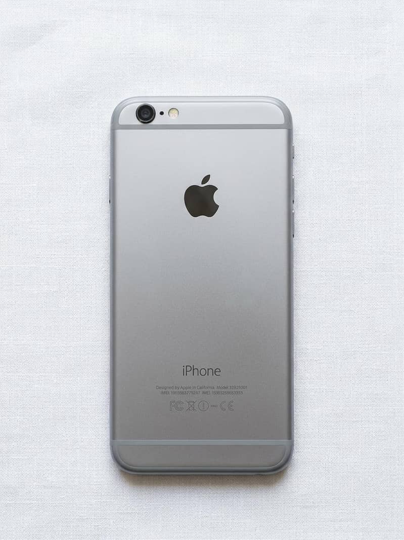Apple iPhone 6 0